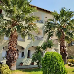 hotel-pefko.hotelschalkidiki.net/